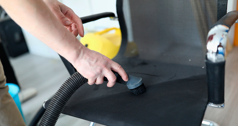 ¿Cómo lavar una silla de oficina?