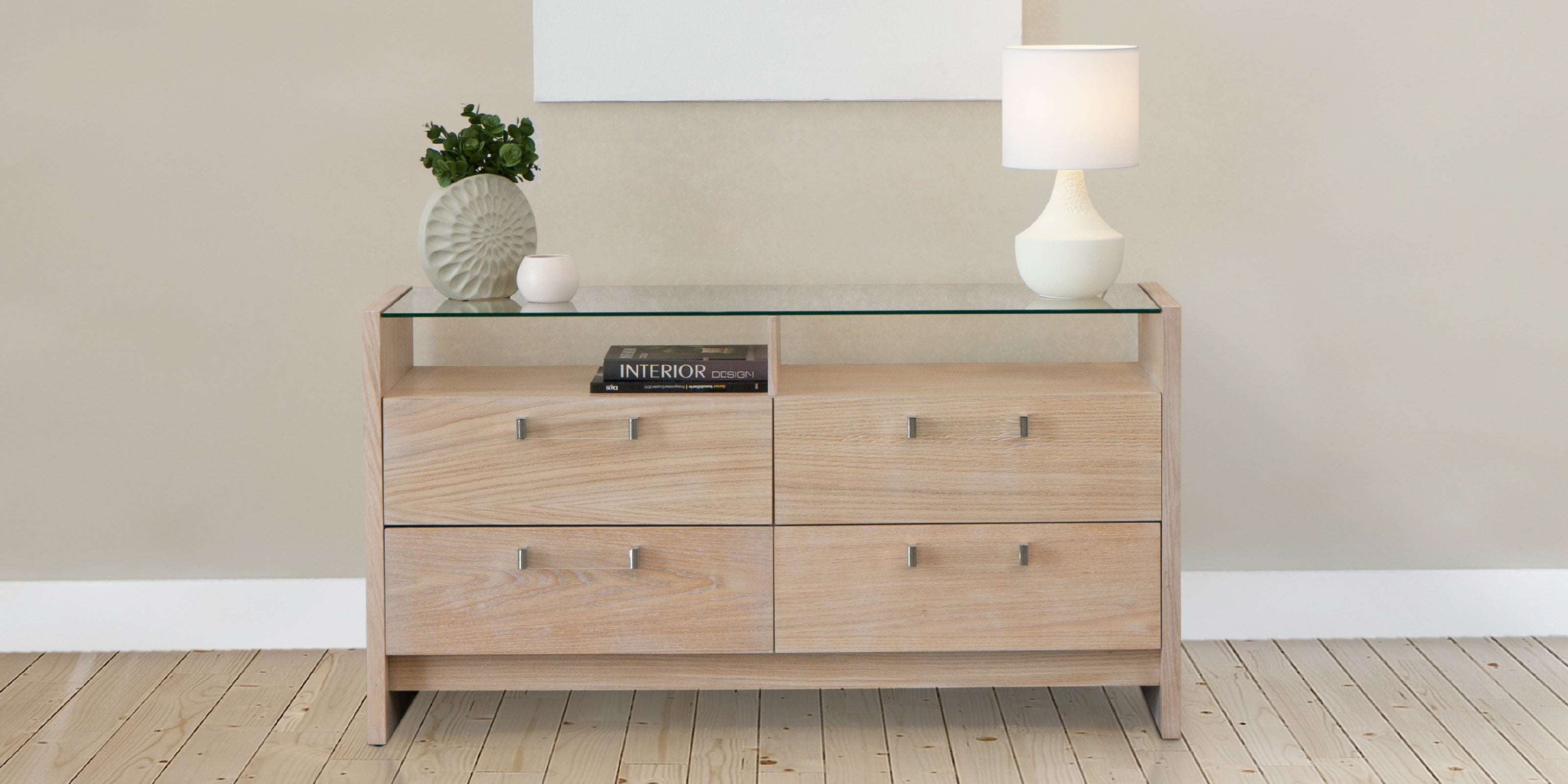 Cómodas y Semaneros Colineal