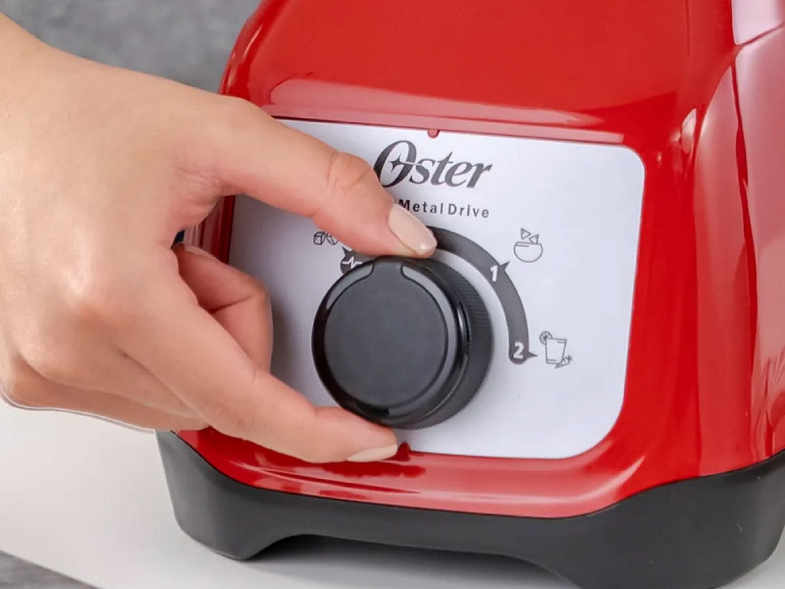 Licuadora Oster C/Rojo