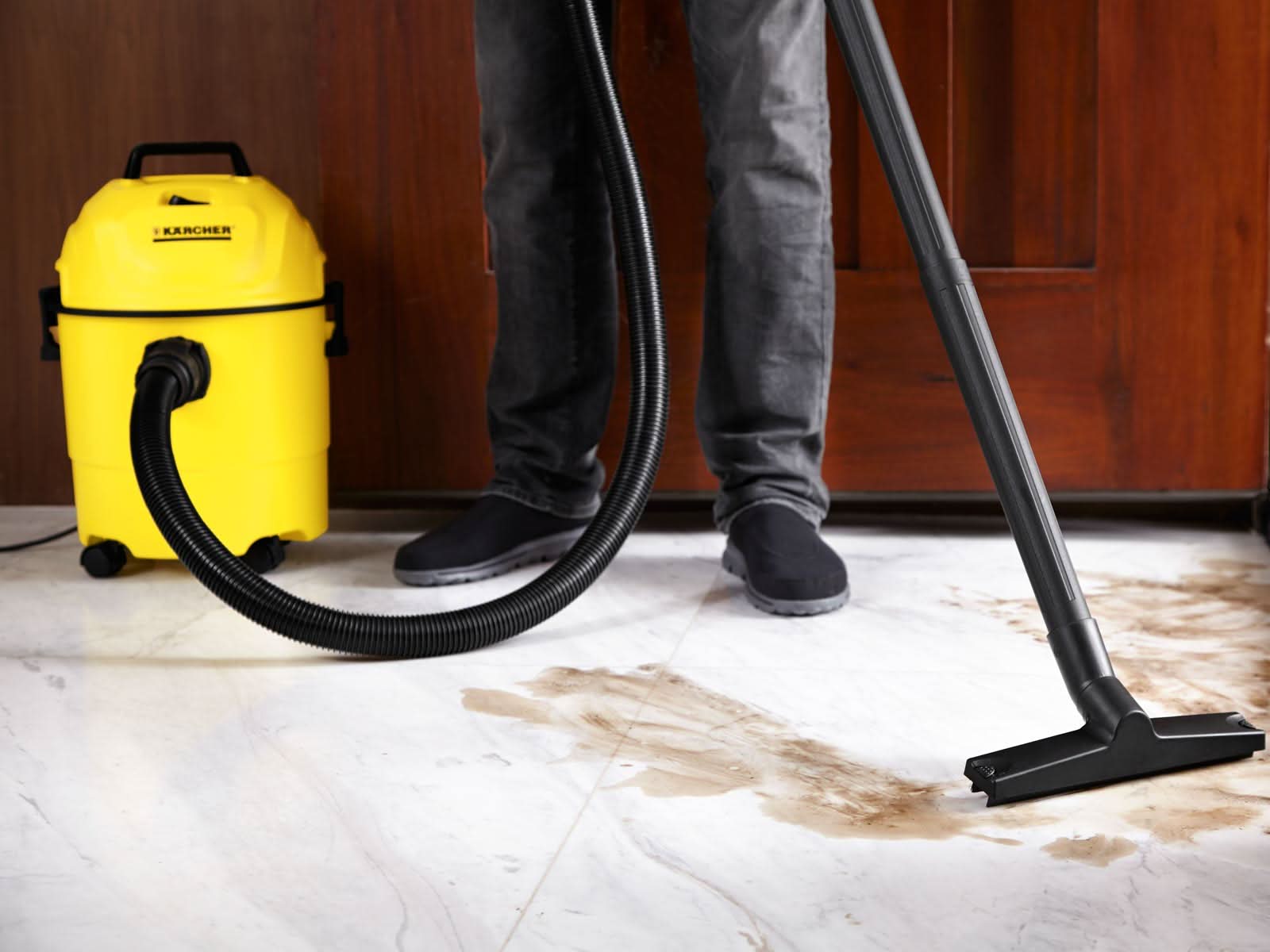 Aspiradora para solidos y liquidos WD 1 Classic MX Karcher