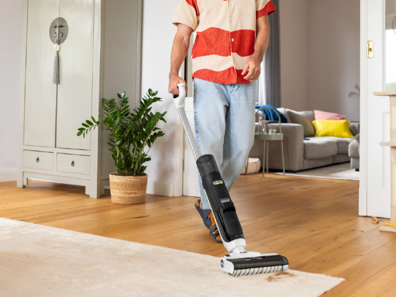 Aspiradora y Trapeadora Inalambrica FCV3 Karcher