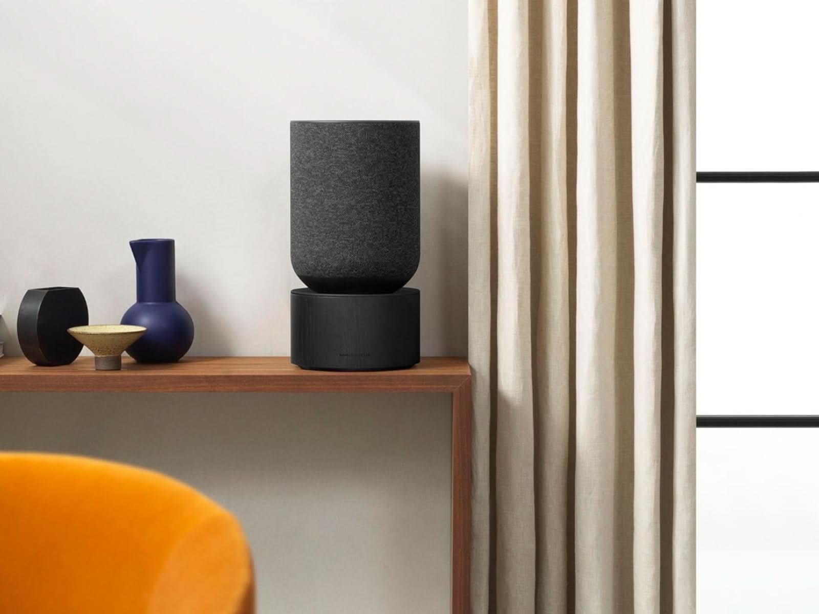Parlante WIFI Beosound Balance Black Oak B&O