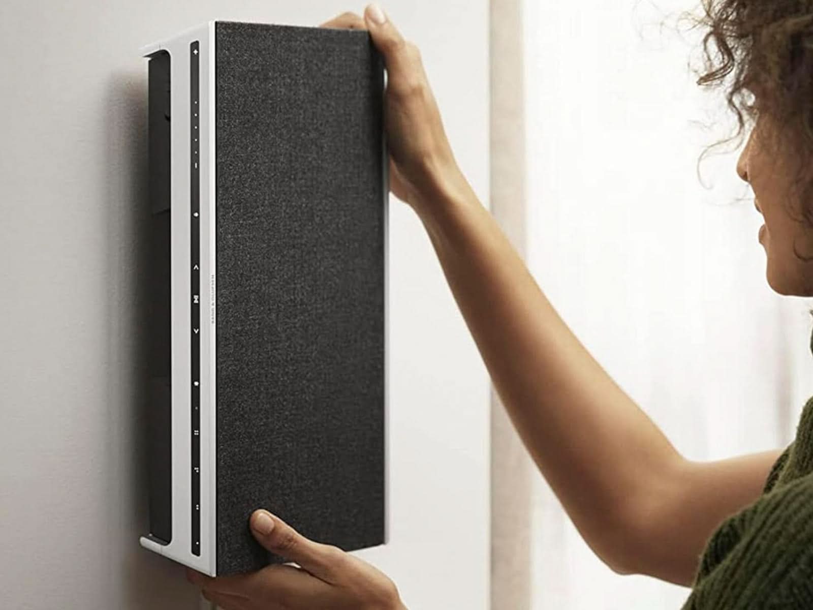 Parlante Wifi Beosound Level Natural Aluminium B&O