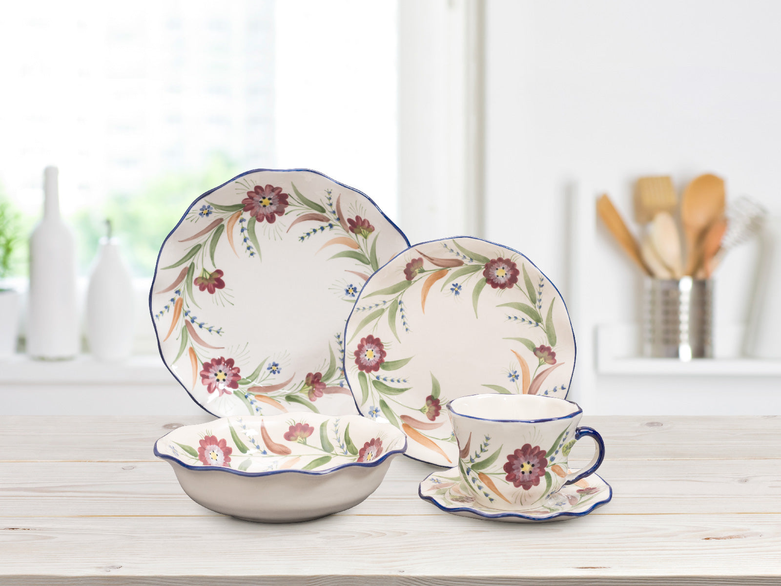 Vajilla Claveles 4 Puestos Artesa