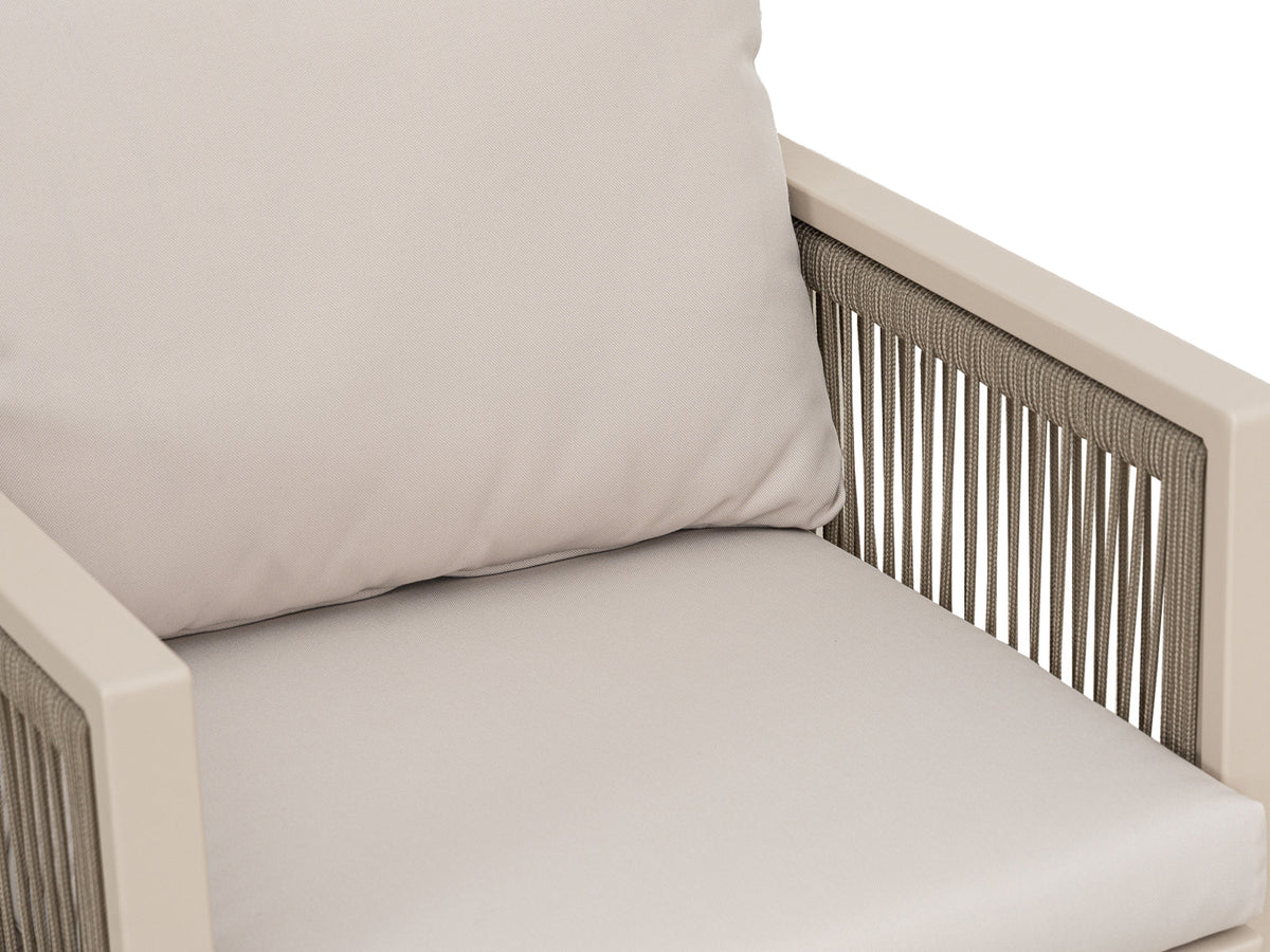 Mesa Comedor Outdoor Alin Cuadrada V2 + 4 Sillas
