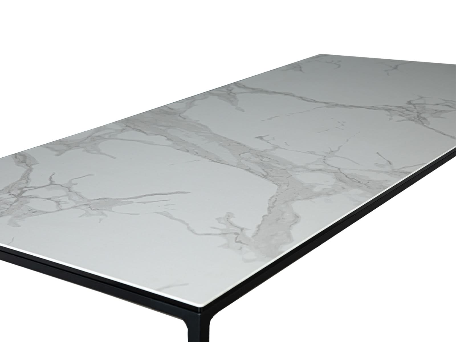 Mesa Comedor Arthur Negro