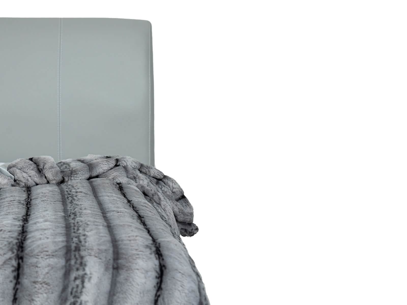 Cubrecama Bishop Gris