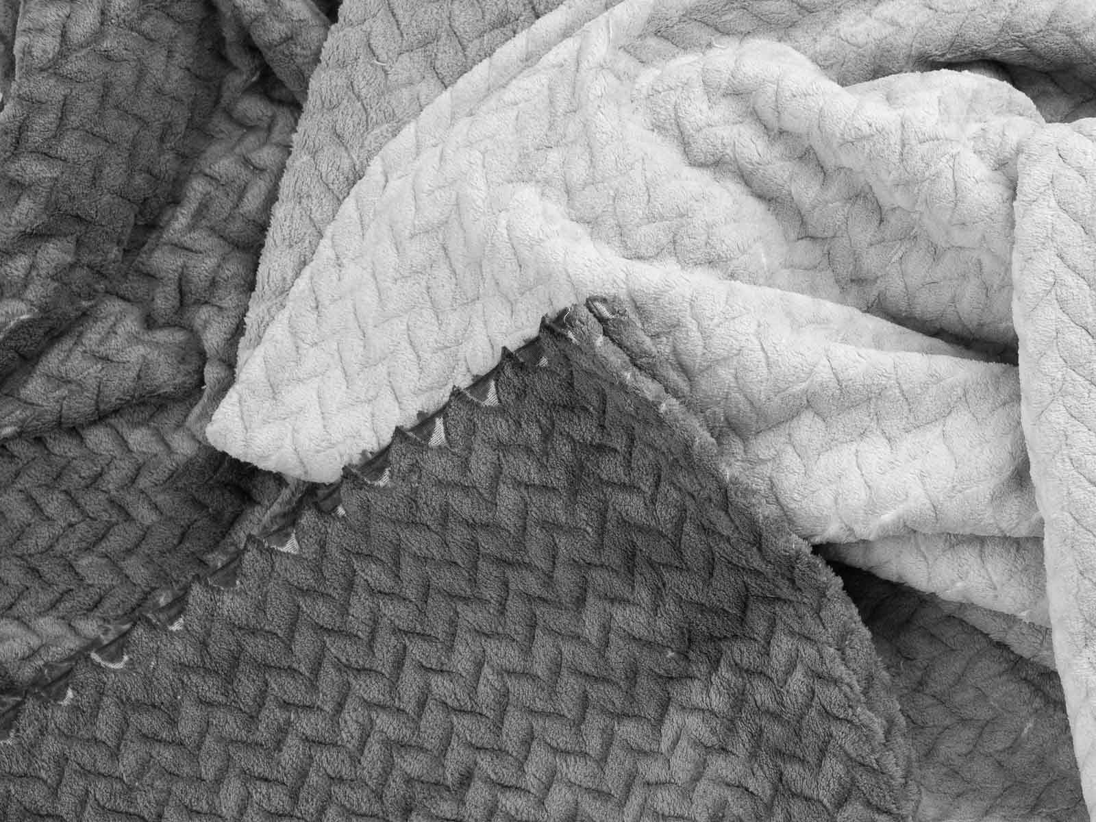 Cobija Glam Microfleece Queen #Color_GrisDegradado