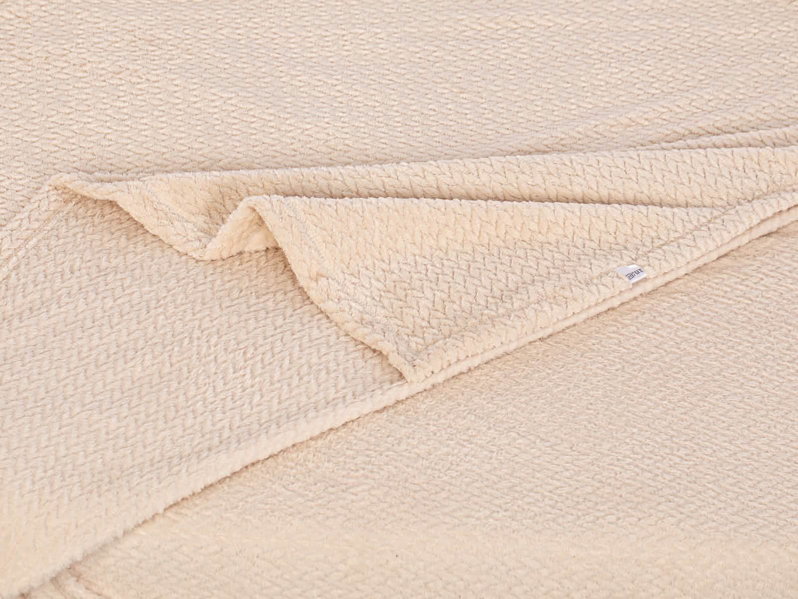 Cobija Microfleece Trenza #Color_BlanchedAlmond