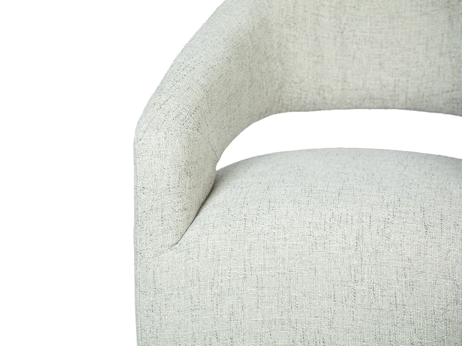 Butaca Auxiliar Didi
#Color_Gainsboro"T32909"