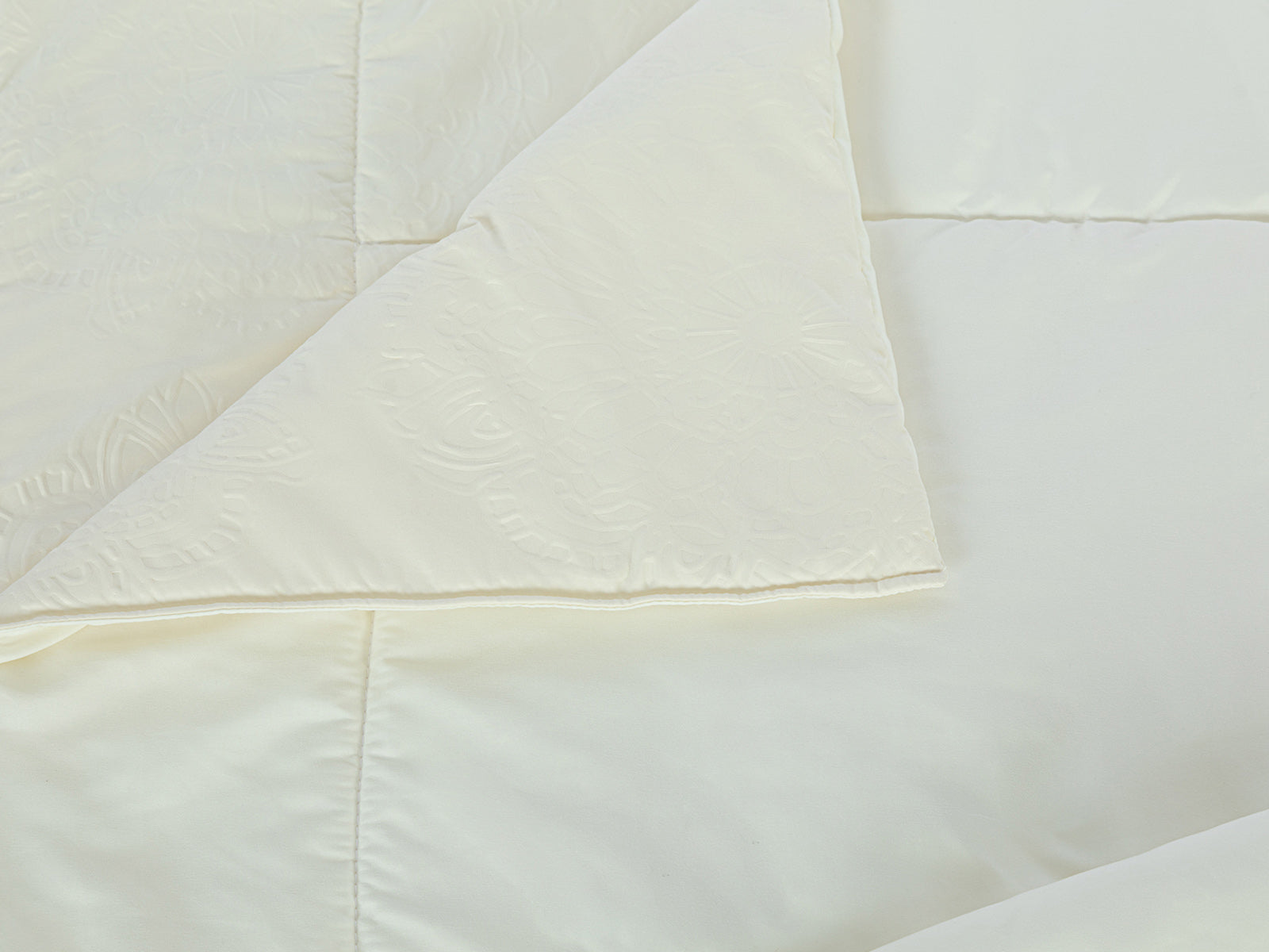 Cubrecama Harper New #Color_Ivory