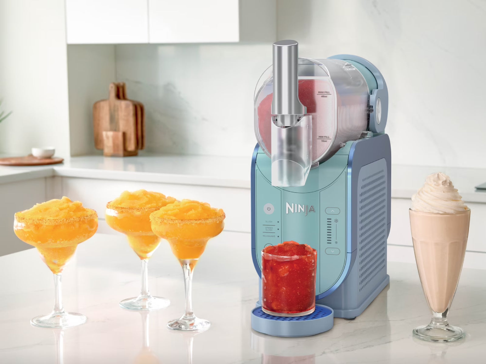 Máquina de Bebidas Congeladas Slushi 3 en 1 72 ozs Ninja