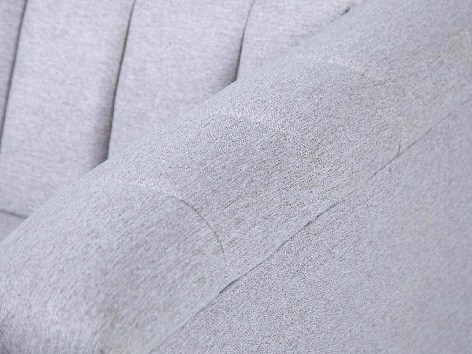 Sofa Triple Powell C/Met Black #Color_Gainsboro"T36713"