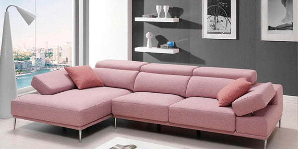 5 consejos para limpiar un sofá de color claro