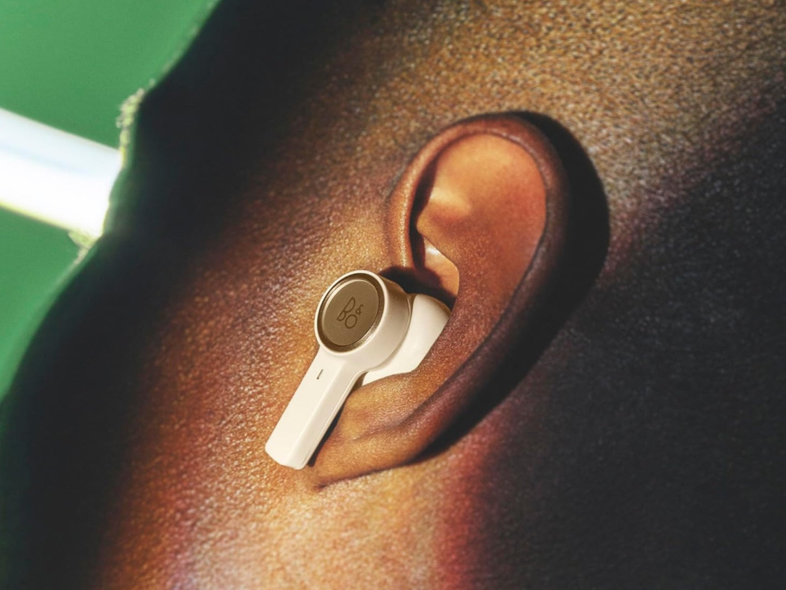 Auriculares Beoplay EX Gold B&O