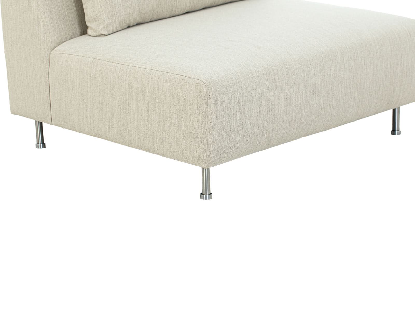 Sala Floreana #Color_PaleGoldenrod"T38706"