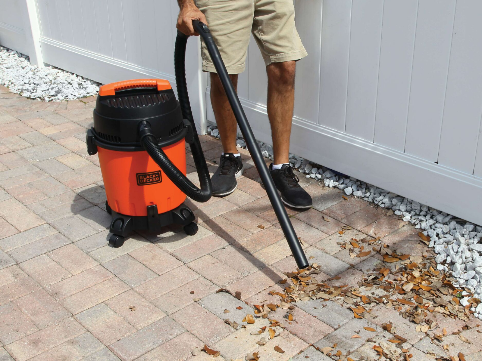 Aspiradora Polvo y Agua 10L Black Decker