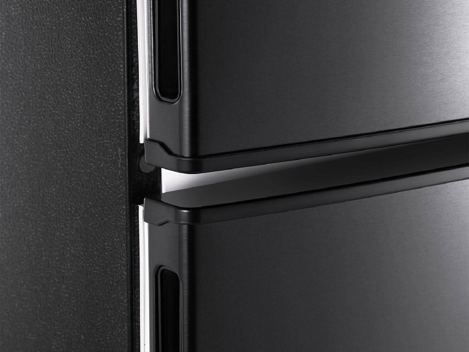 Refrigeradora Top Mount 262 Lts Negra Indurama