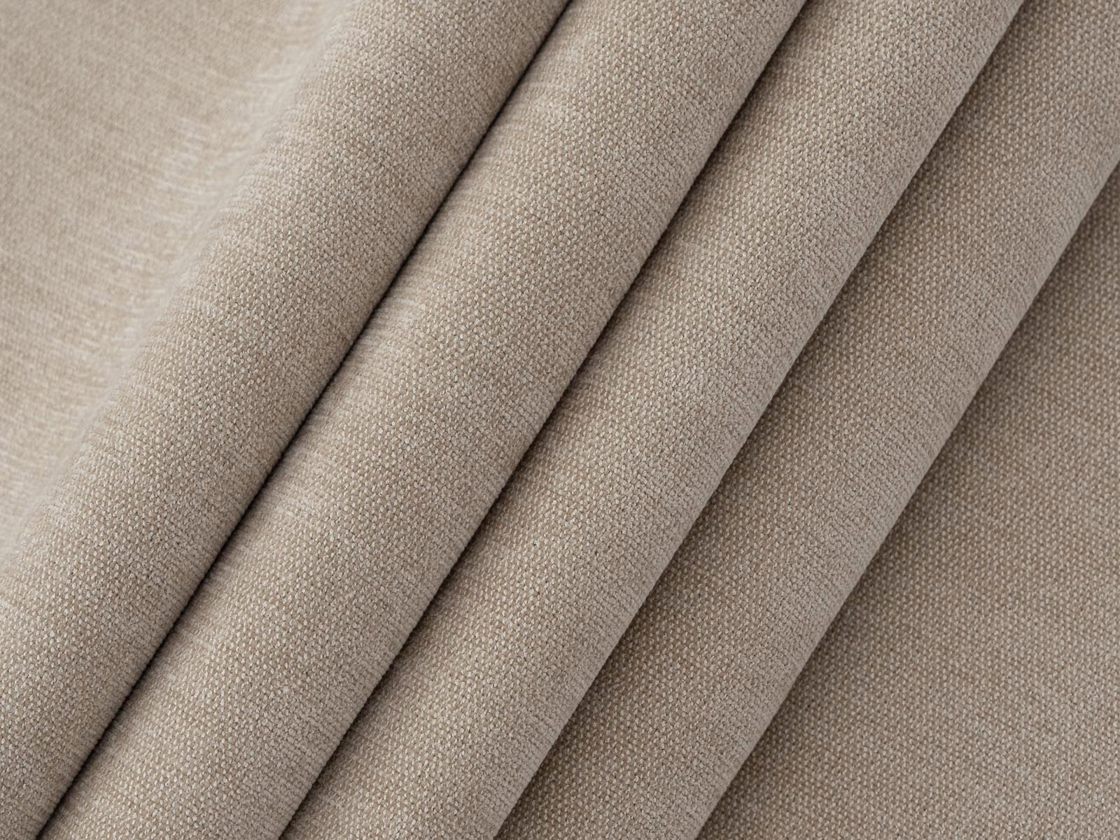 #Color_Tan"T469700"